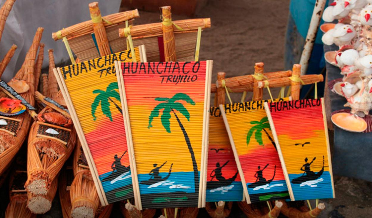 Caballitos de totora